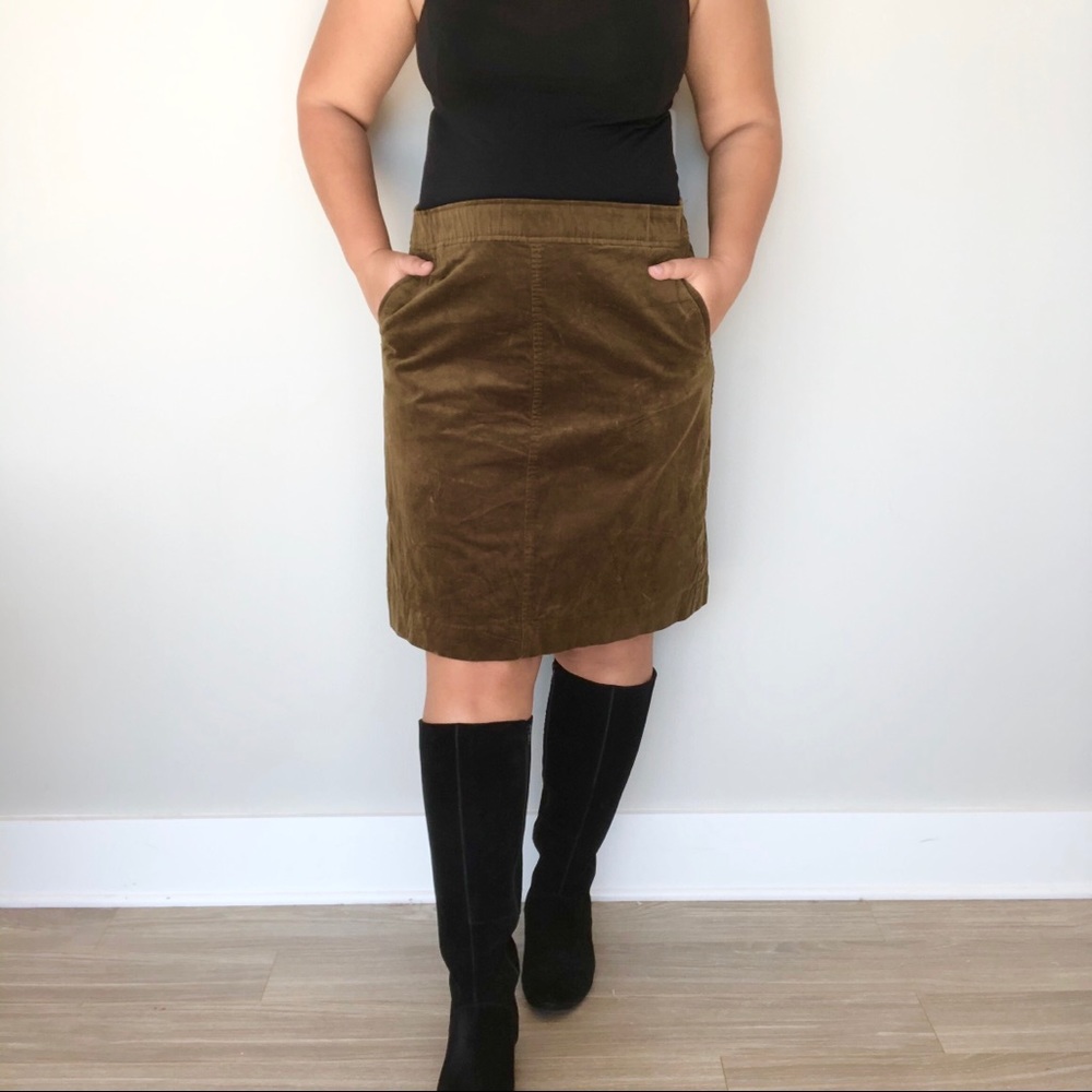 olive green corduroy skirt with pockets